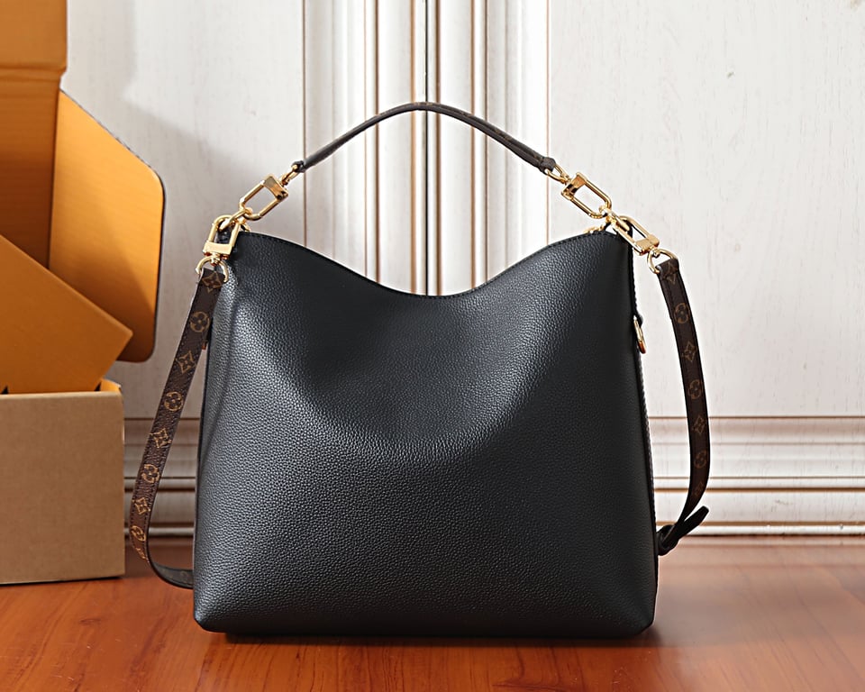 Louis Vuitton Multipass Bag Black 30cm M29195 view 7