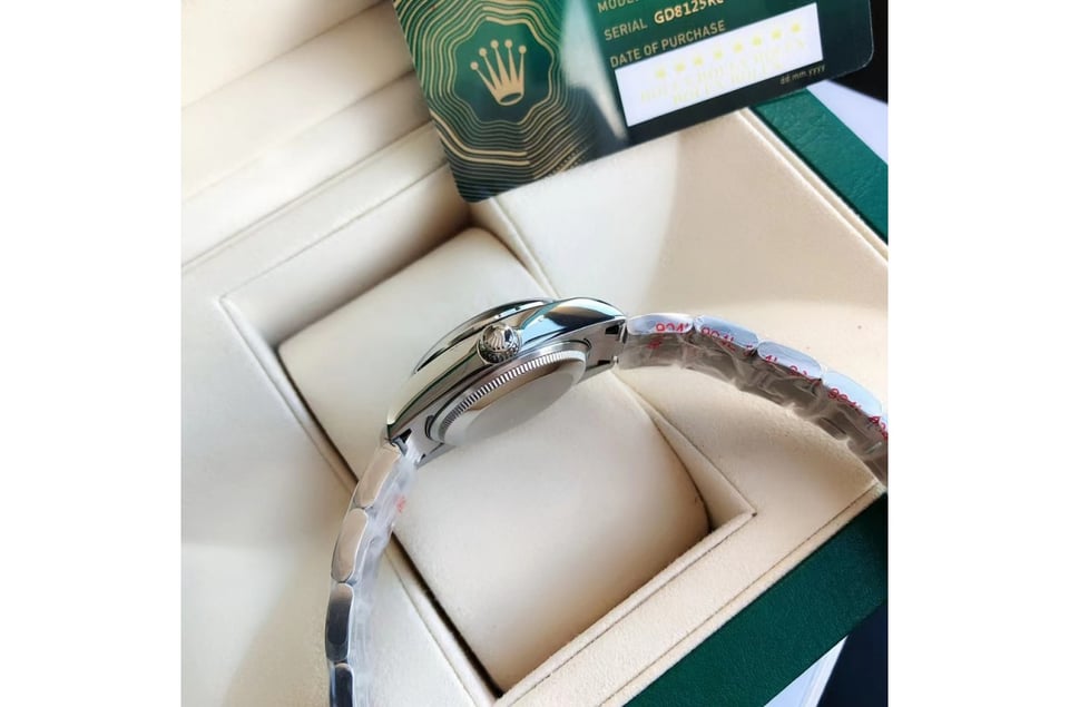 Rolex Oyster Perpetual 31/41mm SS/SS Green/Stk view 9