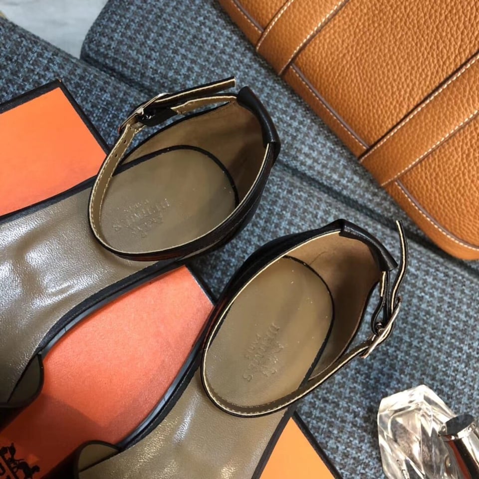 Hermes Santorini Sandal Black H182139Z02420 view 4