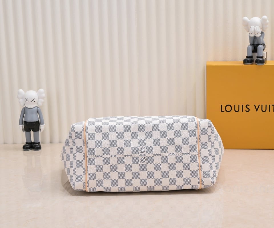 Louis Vuitton Totally Mm Damier Azur 43Cm view 4
