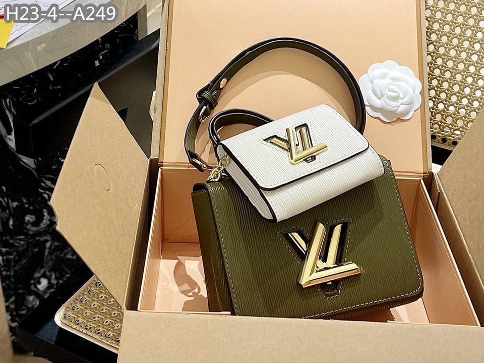 Louis Vuitton Twist Pm 19Cm Black And White M59884 view 3