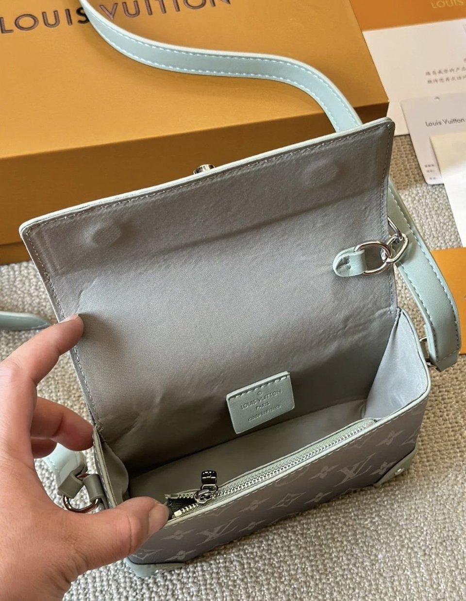 Louis Vuitton Steamer Wearable Wallet M11543 view 7