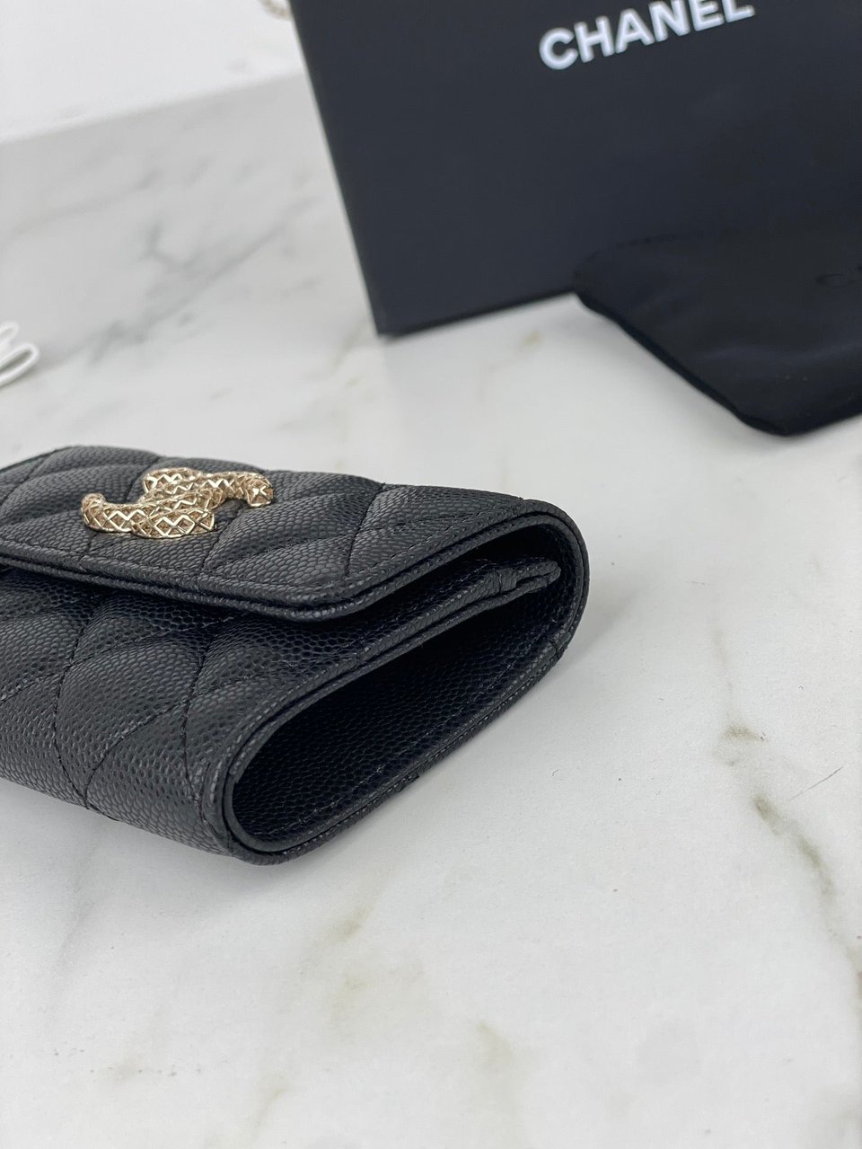 Chanel Flap Card Holder 11 Black Grained Calfskin Gold Icon view 9