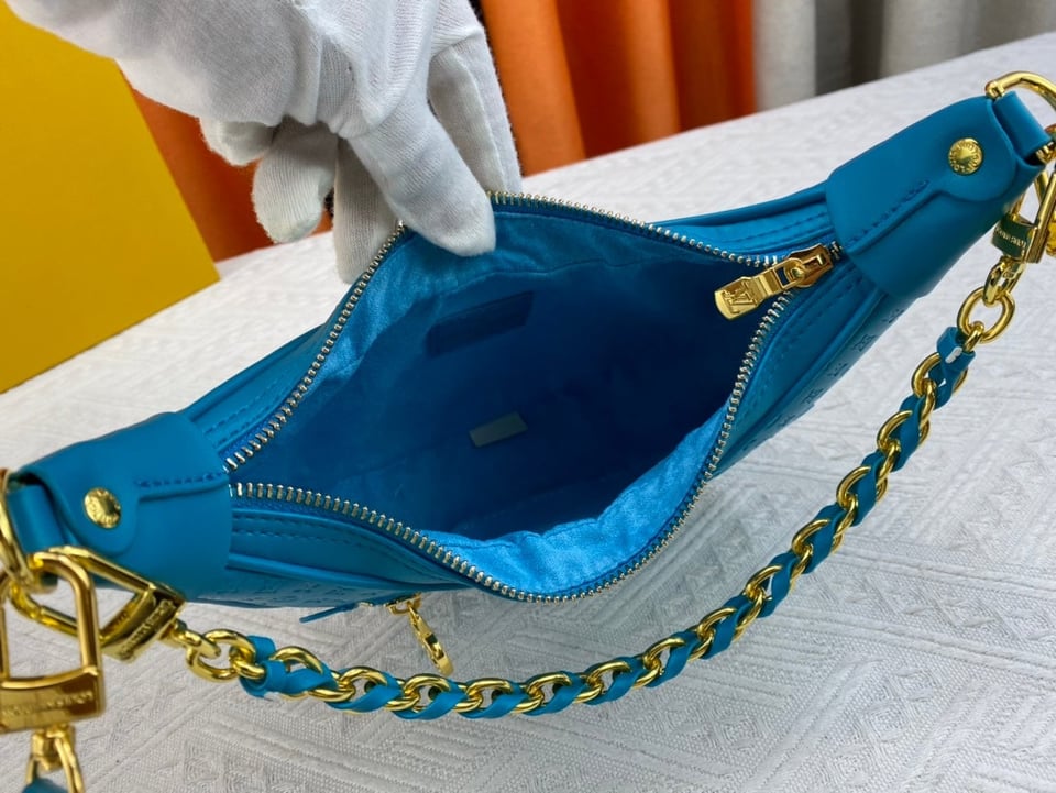 Louis Vuitton Loop Baguette Bag Blue 23Cm M22593 view 3