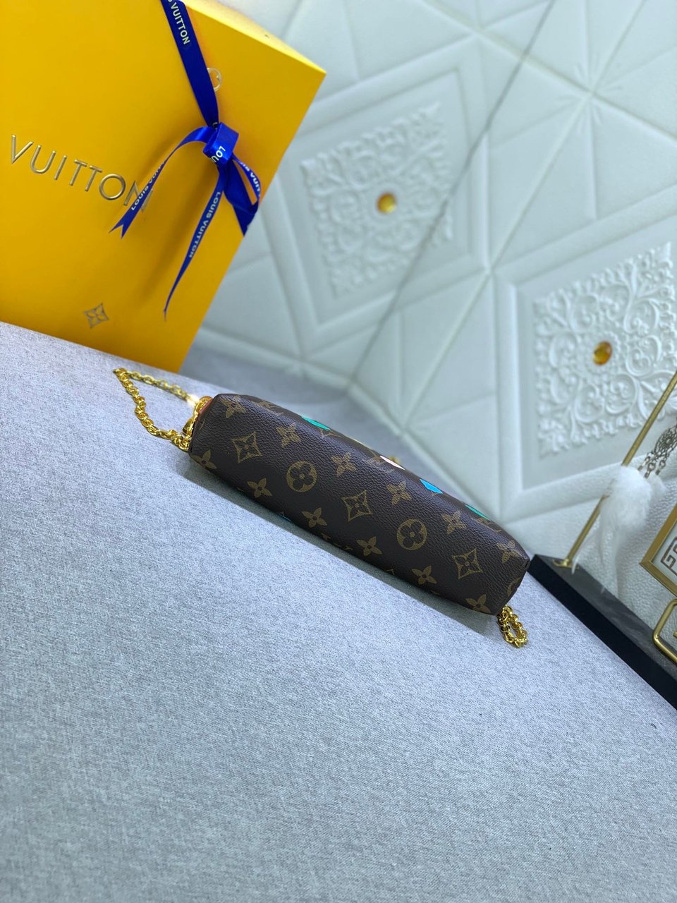Louis Vuitton X Yk Cosmetic Pouch Monogram Coated Canvas 21.5Cm M81895 view 8