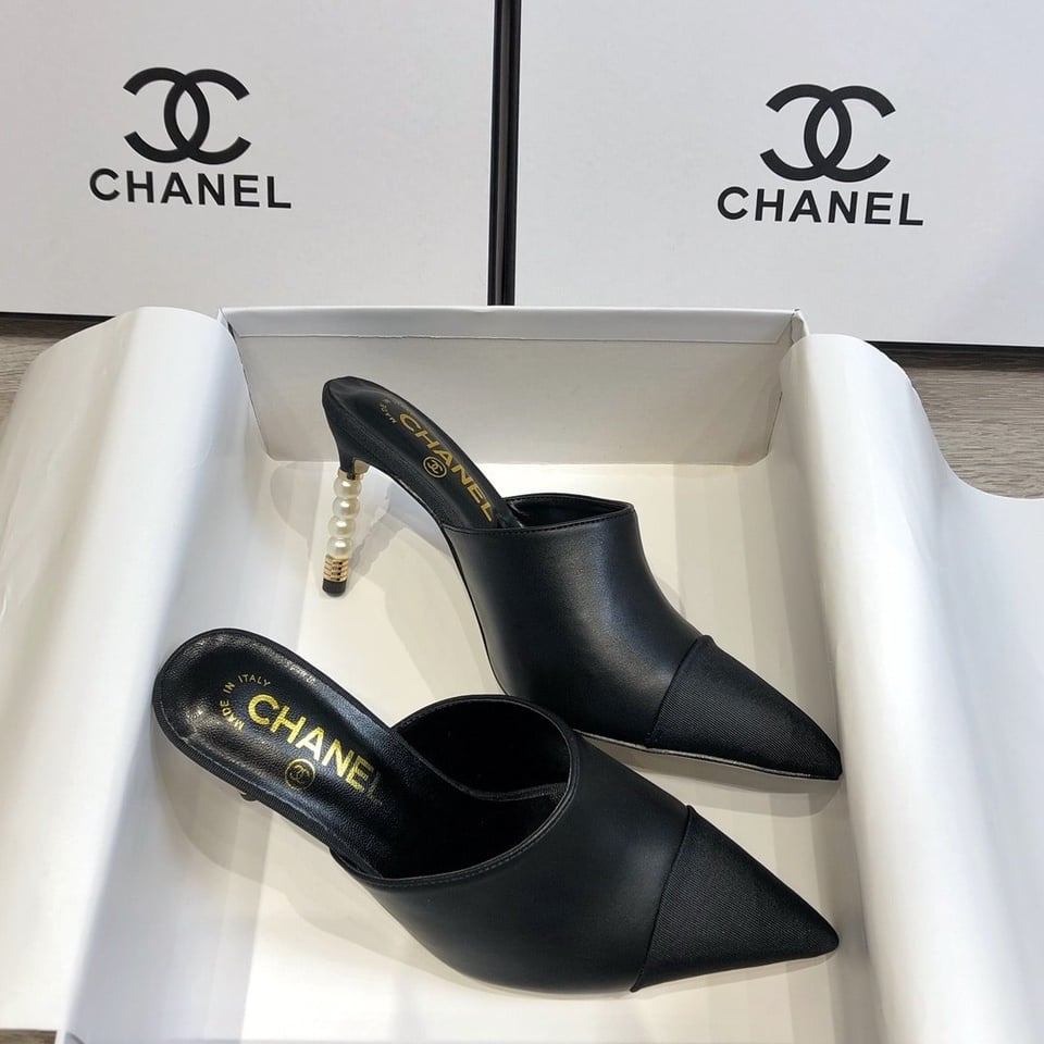 Chanel Mules Grosgrain Black view 4