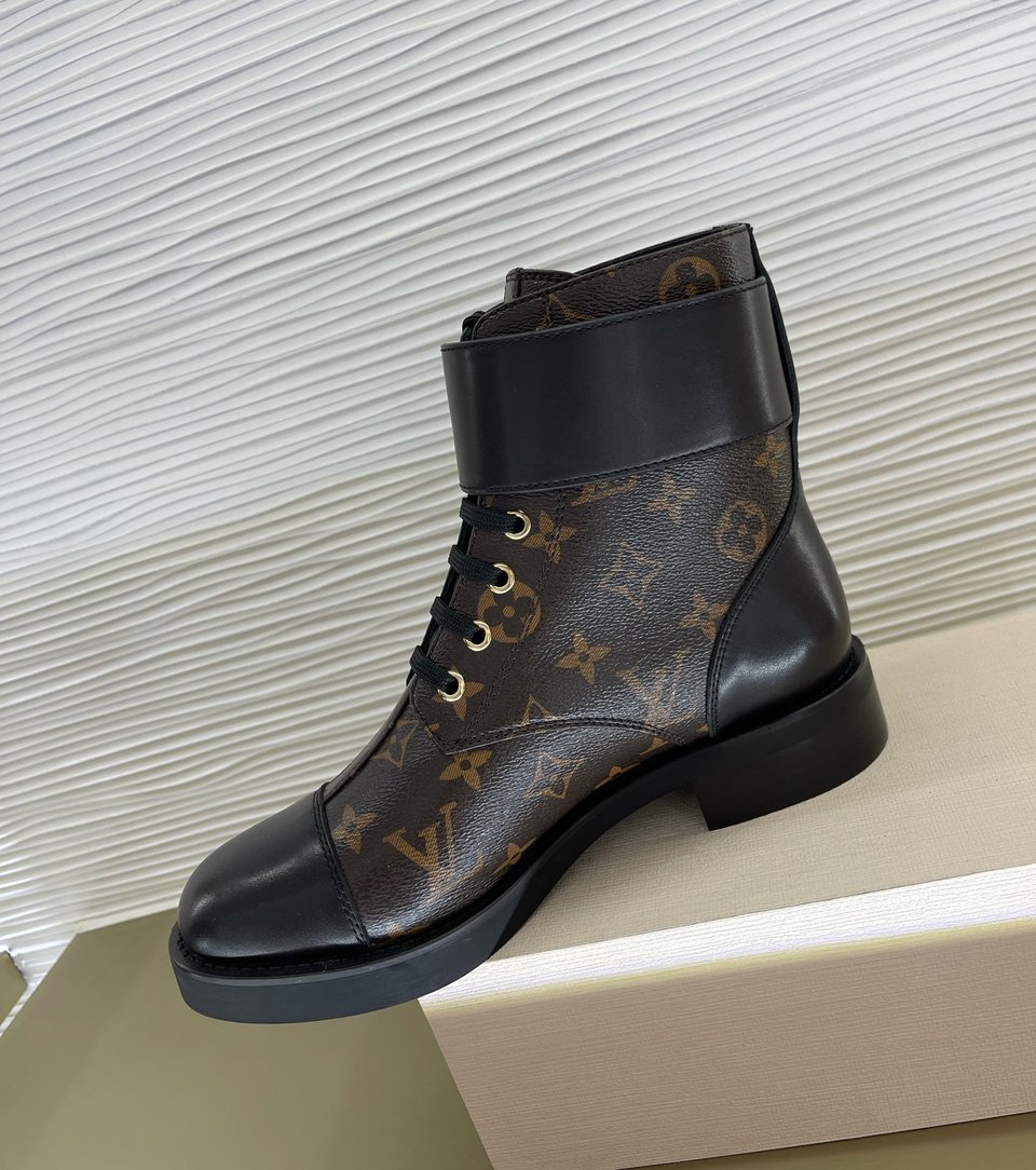 Louis Vuitton Wonderland Flat Ranger 1A2Q3Q Brown view 8