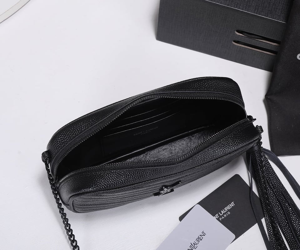 Saint Laurent Lou Camera Bag In Quilted Leather Black 18Cm view 8