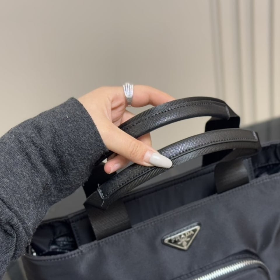 Prada Re Nylon Tote Bag Black 32Cm view 4