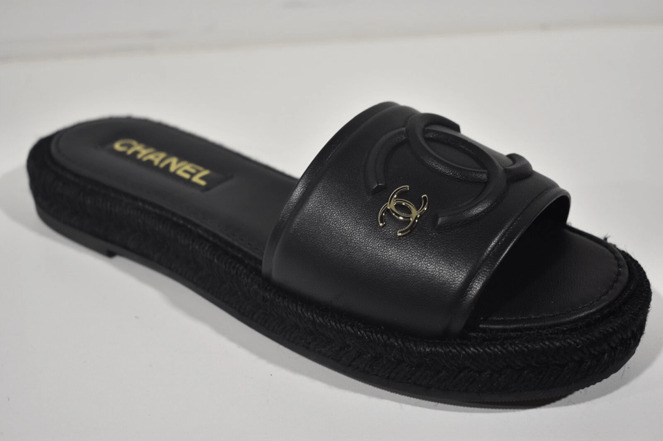 Chanel 23C CC Logo Leather Sandals Black view 7