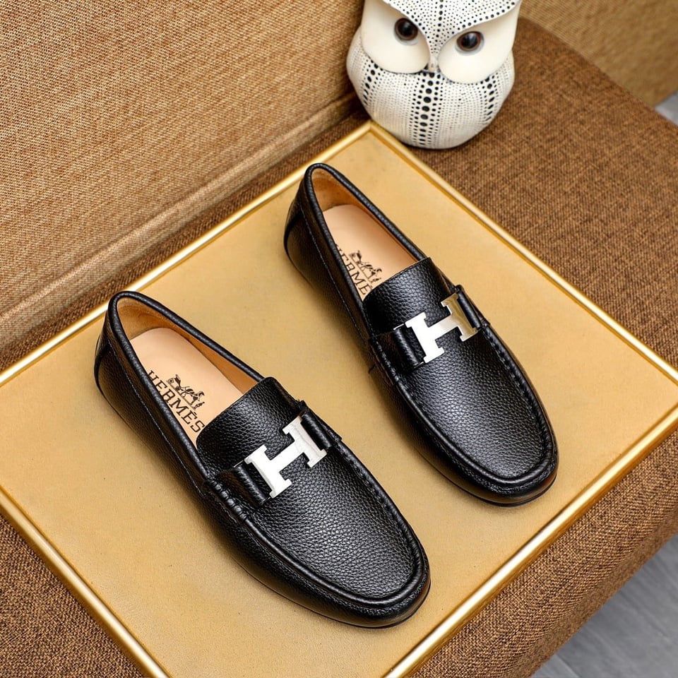 Hermes Men’S Loafer Moccasin Leather With H Silver Black view 3