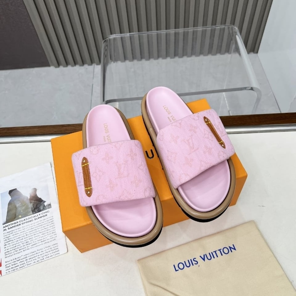Louis Vuitton Pool Pillow Flat Comfort Mule Rose 1Aguzd view 5