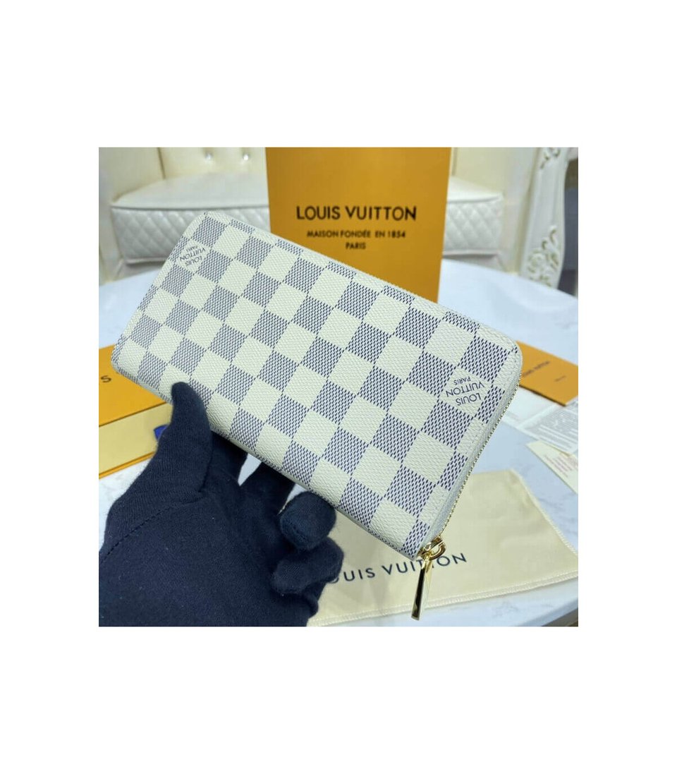 Louis Vuitton Damier Azur Zippy Wallet Beige view 6