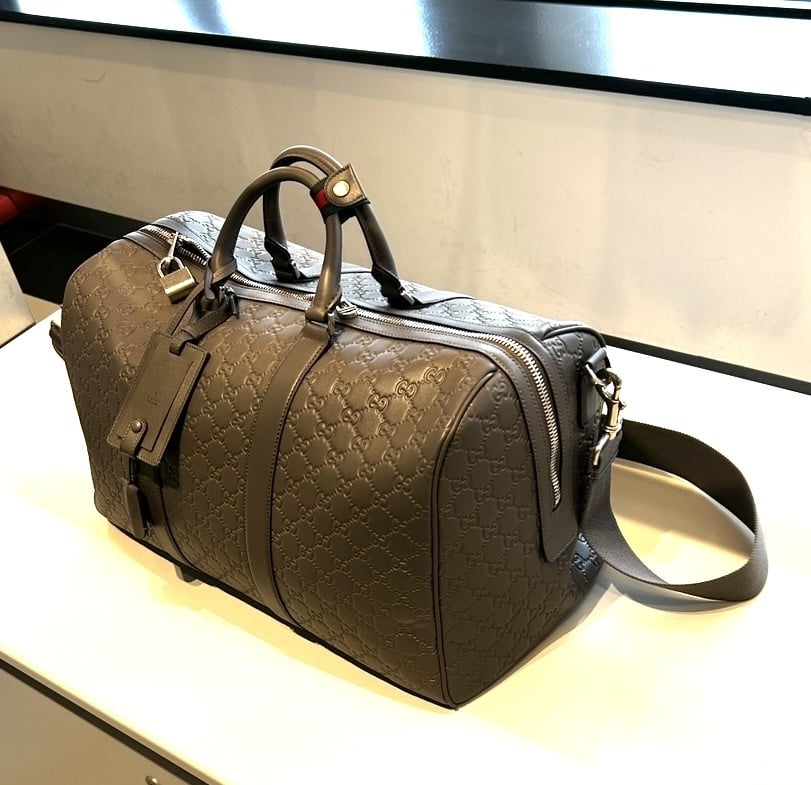 Gucci GG Emblem Medium Duffle Bag Grey 45cm/29in view 9