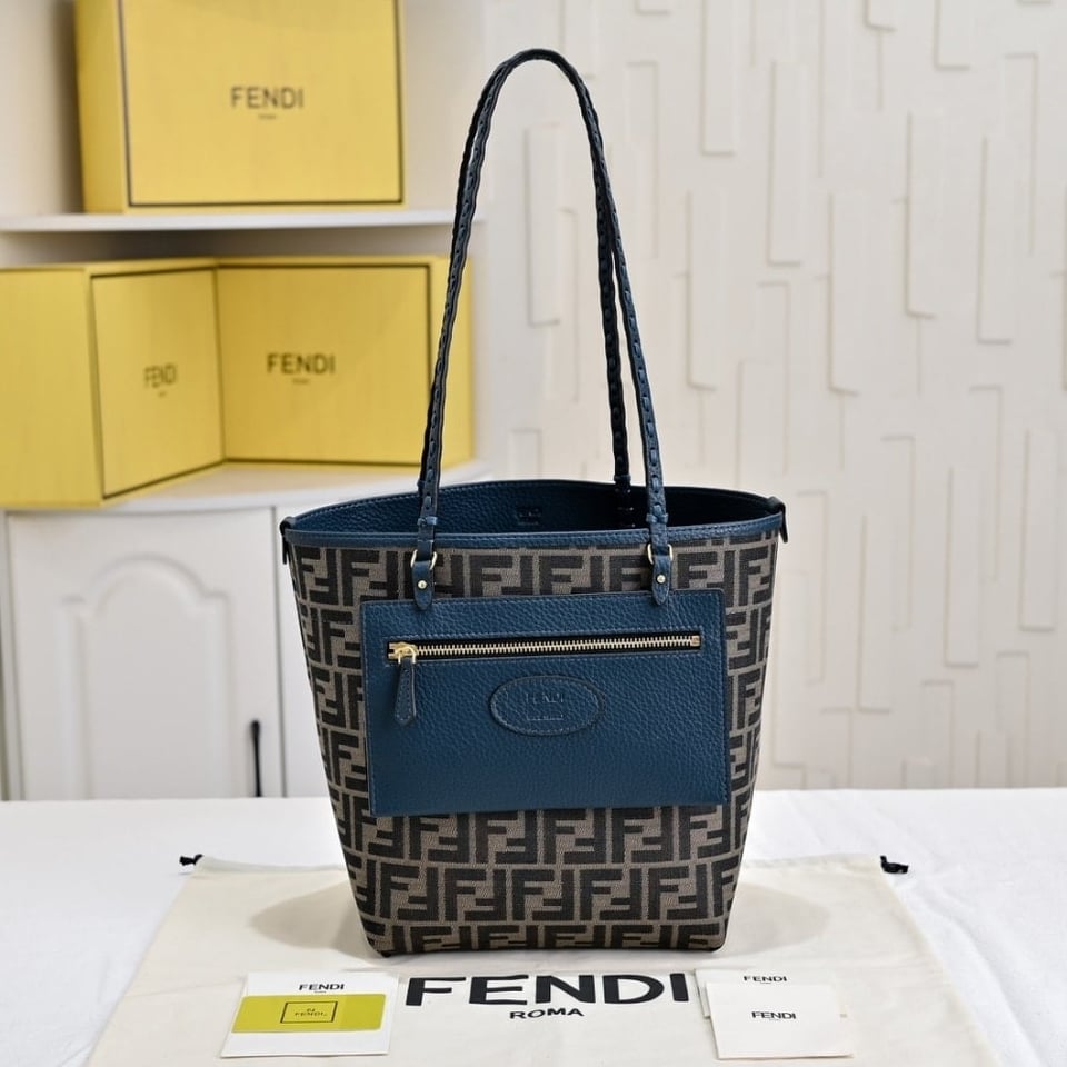 Fendi Medium Roll Blue 36Cm view 4
