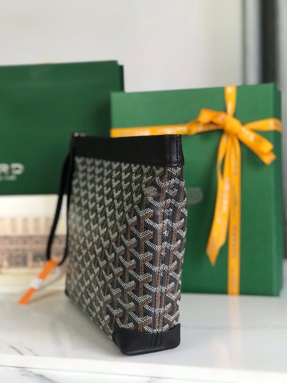 Goyard Conti Pouch 24 Cm Black Lambskin And Goyardine Canvas view 10