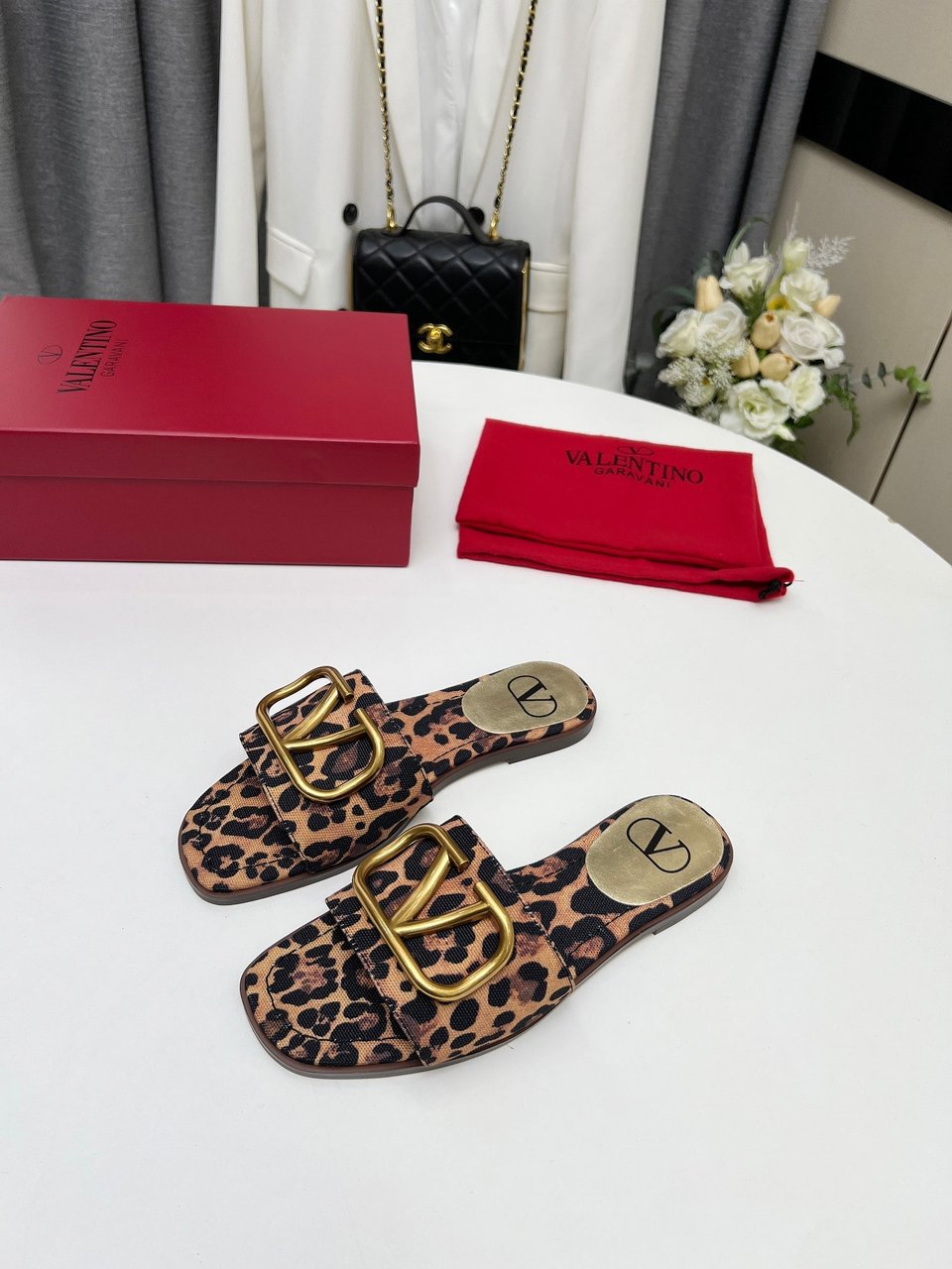 Valentino Garavani Leopard Print Buckle Sandals 3W2S0Bd5Rqy 09J view 9