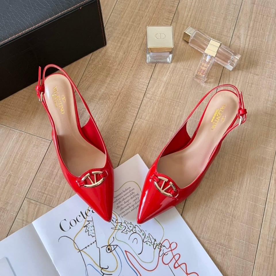Valentino Vlogo Shiny Leather Leather Heels In Red view 9