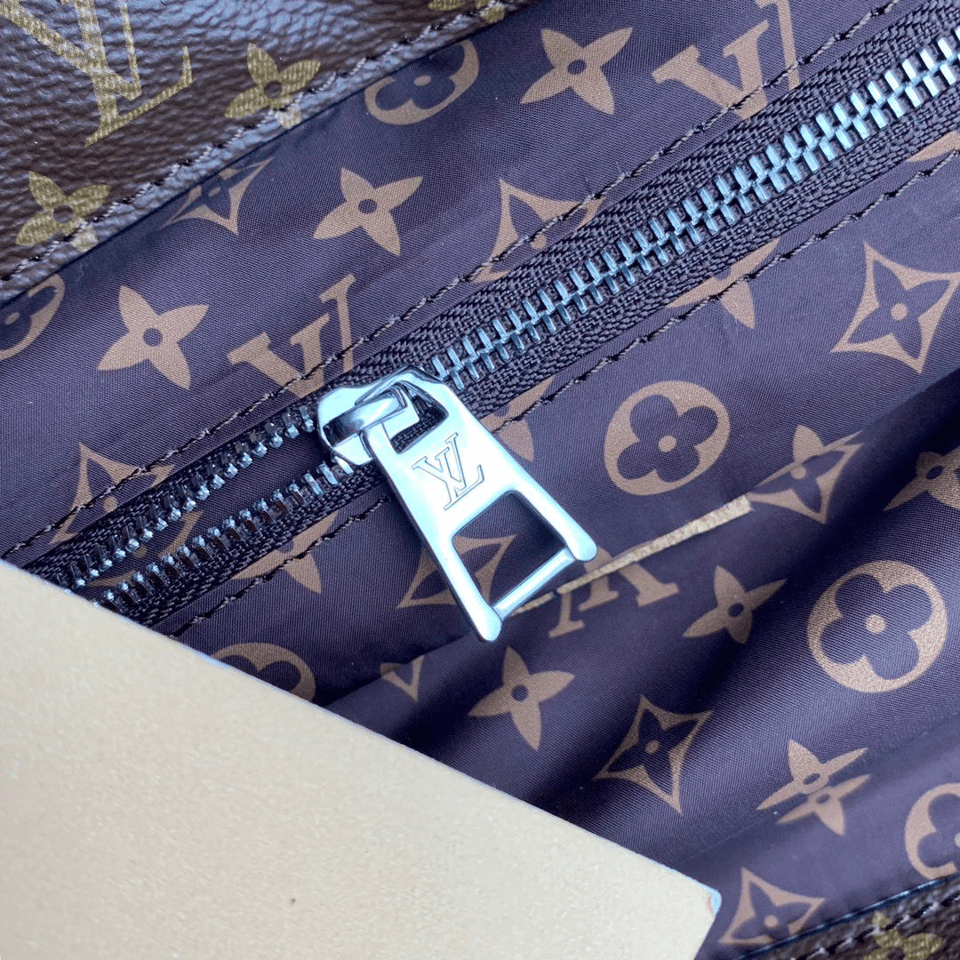 Louis Vuitton Onthego Gm Silver Giant Monogram Econyl Pillow M21053 41cm view 8