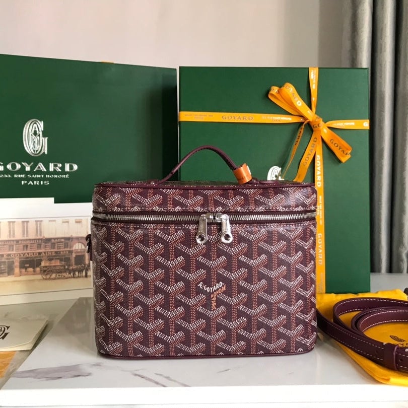 Goyard Muse Vanity Case 20 Cm Wine Red Goyardine Canvas view 2