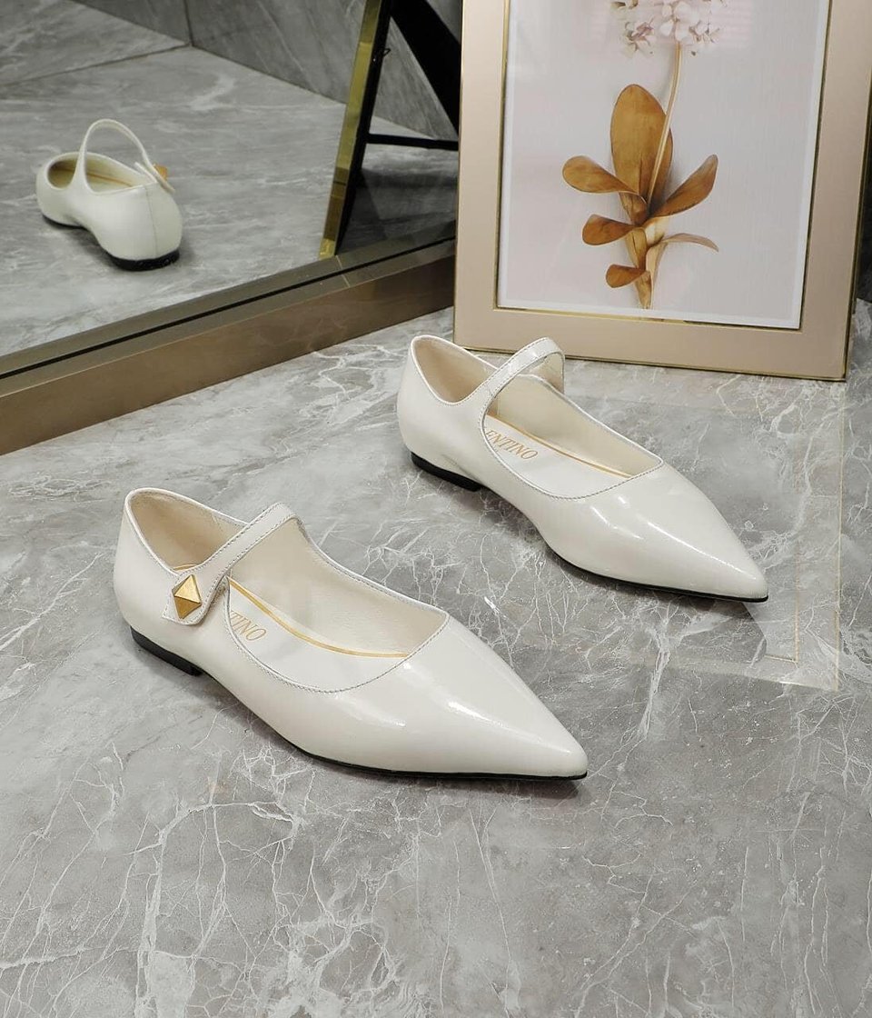 Valentino Garavani Tiptoe Patent Leather Ballet Flats Ivory 2W2S0Gc3Eru098 view 9