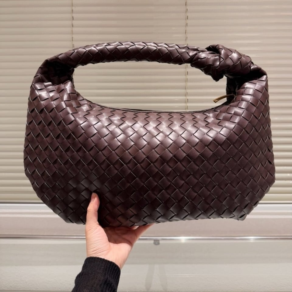 Bottega Veneta Classic Jodie Bag In Fondant 49Cm view 3