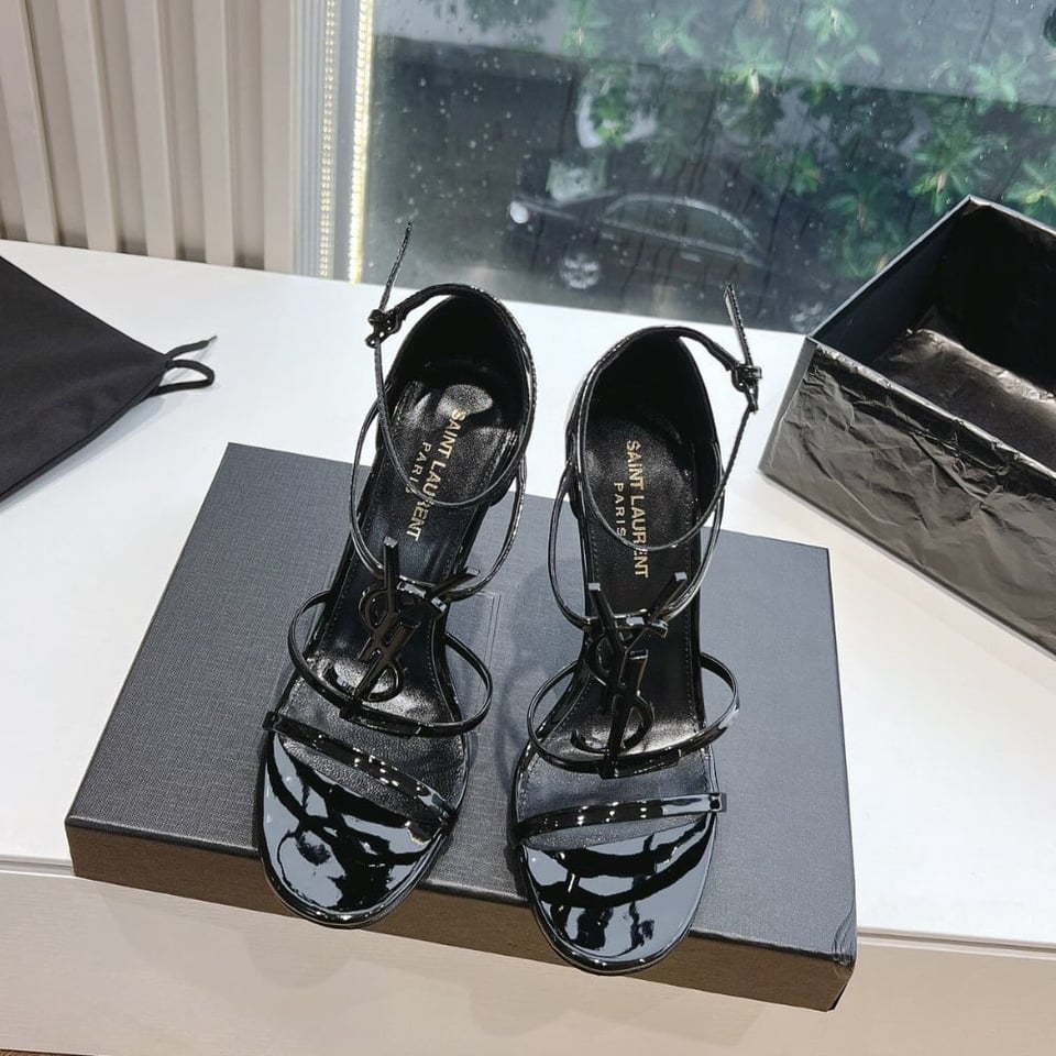 Saint Laurent Cassandra Sandals In All Black 6301090Npvv1000 view 6