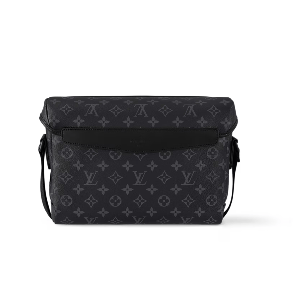 Louis Vuitton Messenger Voyager PM For Men 33cm M12517 view 4