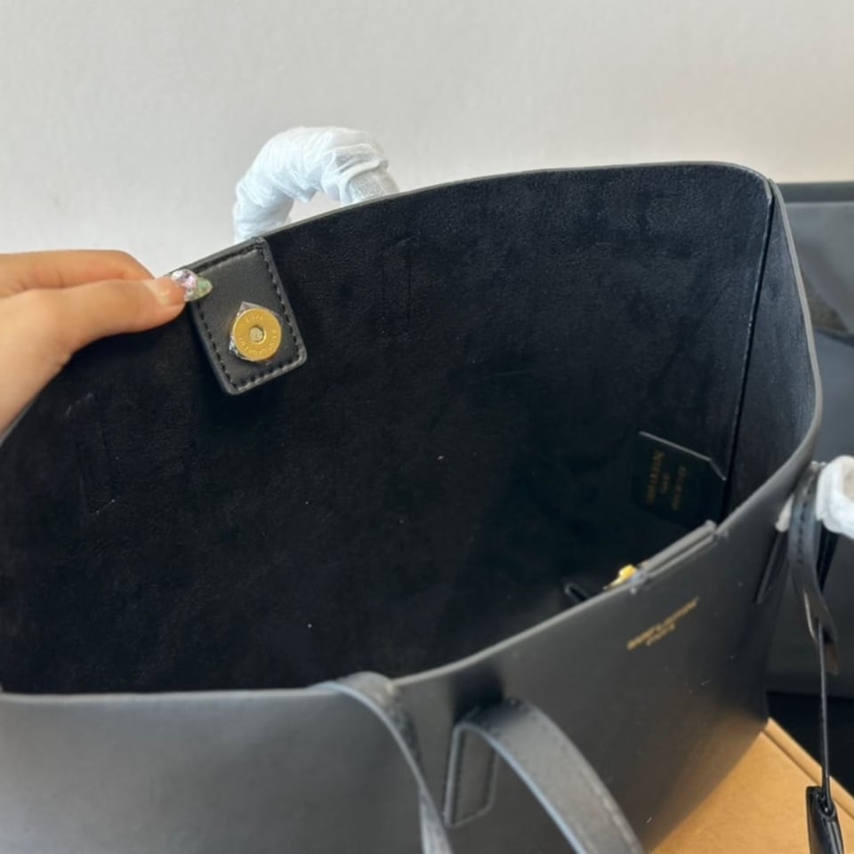 Saint Laurent Shopping Leather Black 37Cm view 6