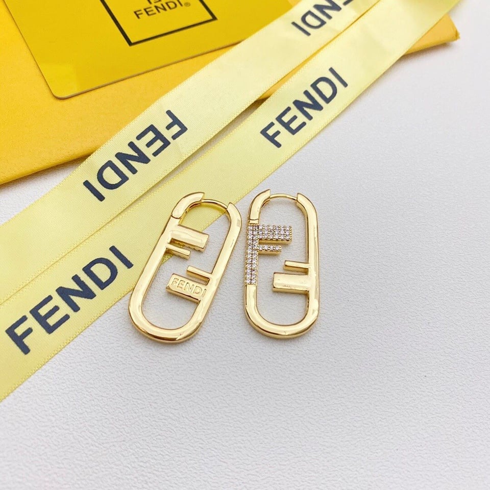 Fendi O’Lock Single Gold Earring view 5