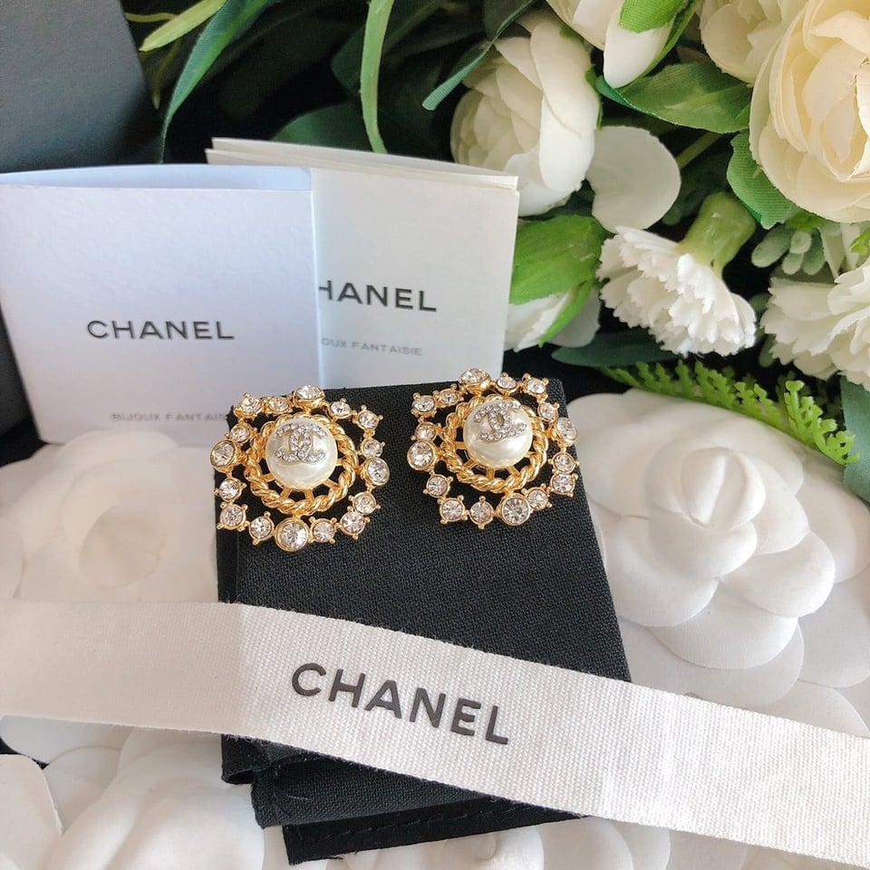 Chanel Earrings view 5