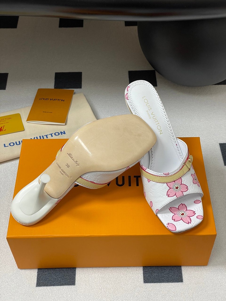 Louis Vuitton x Takashi Murakami Cherry Blossom Mule White Monogram Canvas view 6