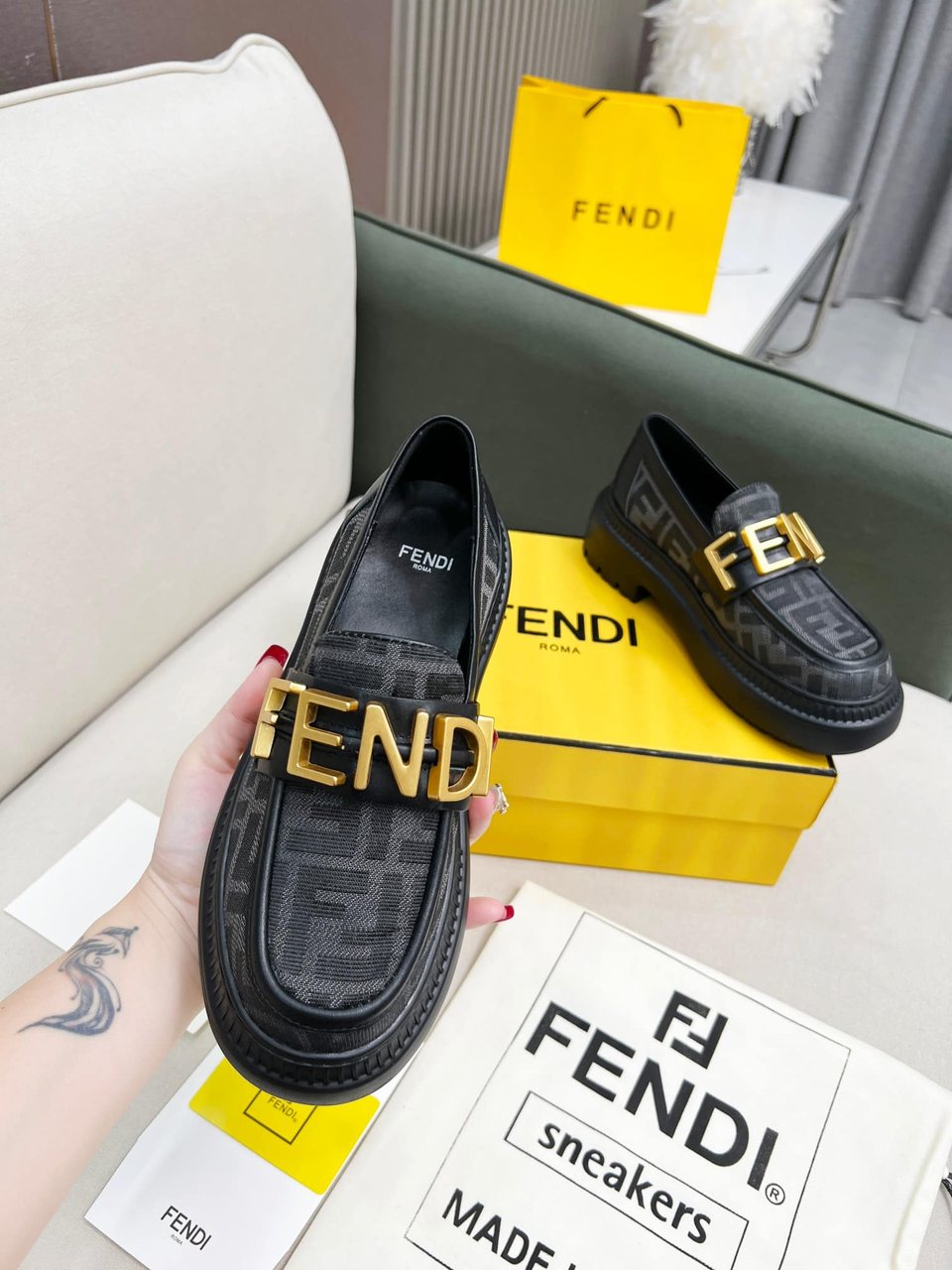 Fendigraphy Ff Leather Loafers Grey view 3