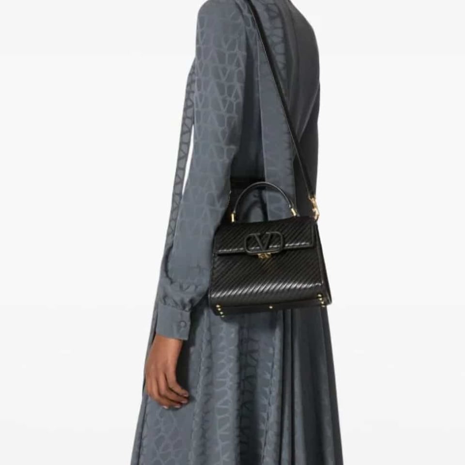 Valentino Garavani Small Vsling Handbag Black 20Cm Wb0F53Pfx view 5