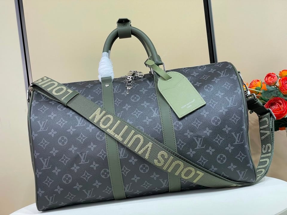 Louis Vuitton LV x TM Keepall Bandoulière 45cm/17.7in Khaki Green M28837 view 3
