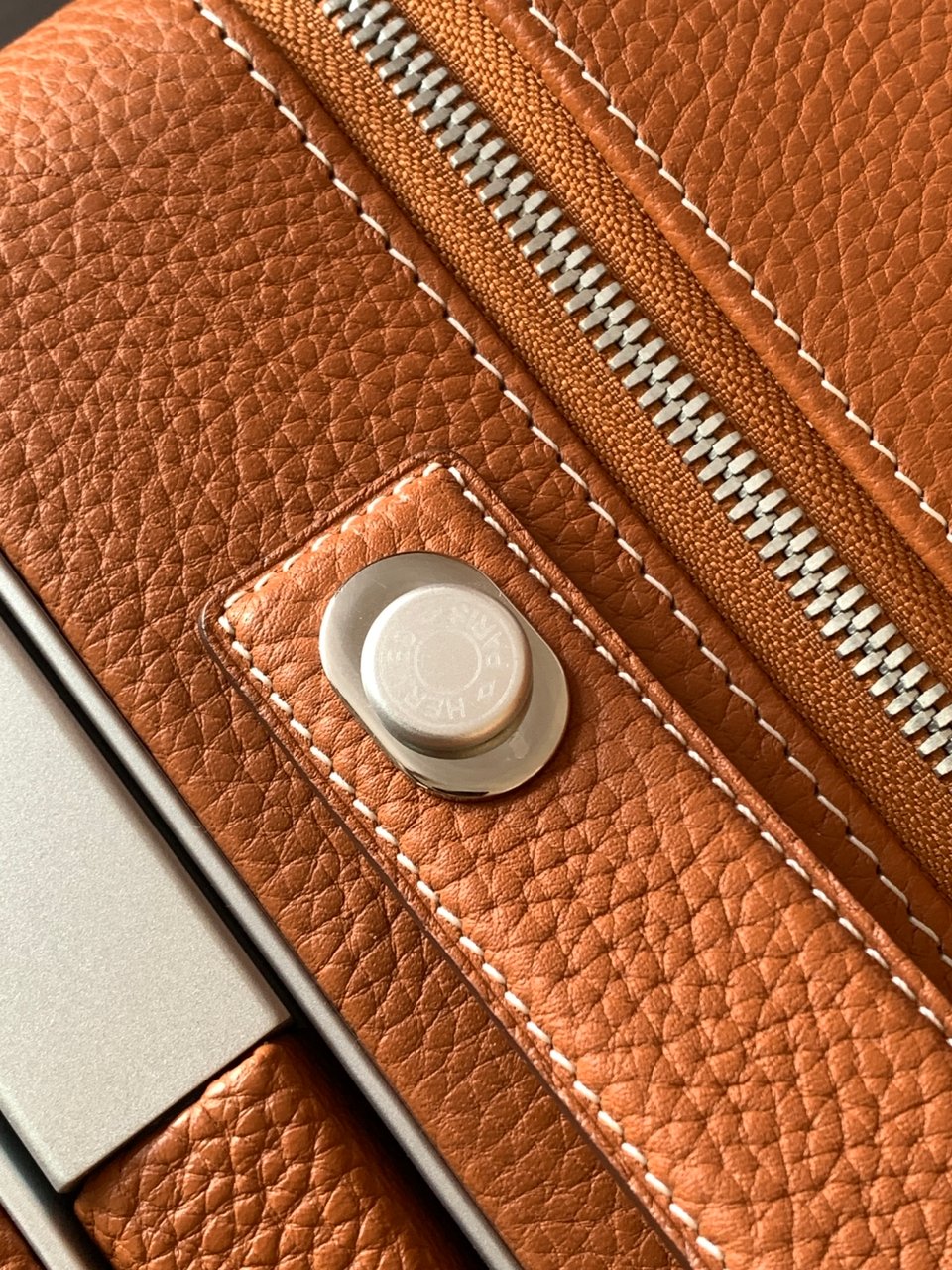 Hermes 55cm view 4