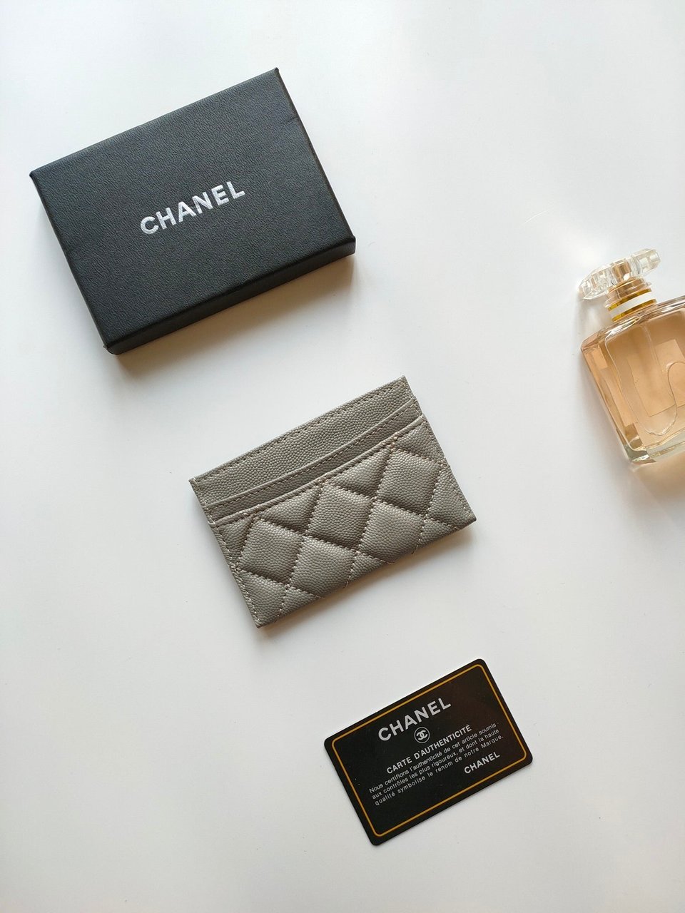 Chanel Card Holder 11.2 Gray Grained Calfskin Gold Icon view 6