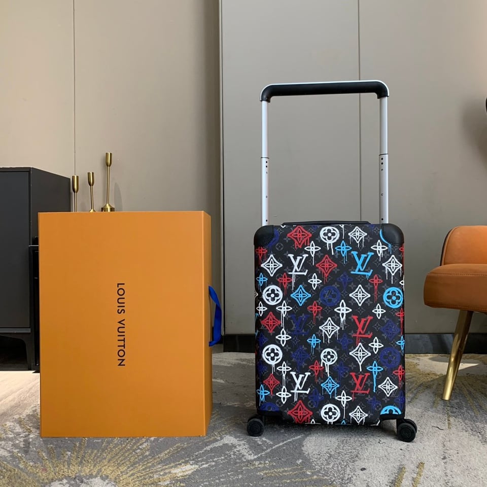 Louis Vuitton Horizon 55 Monogram Eclipse Graffiti Rolling Luggage Multicolor 55cm 1374889 view 9