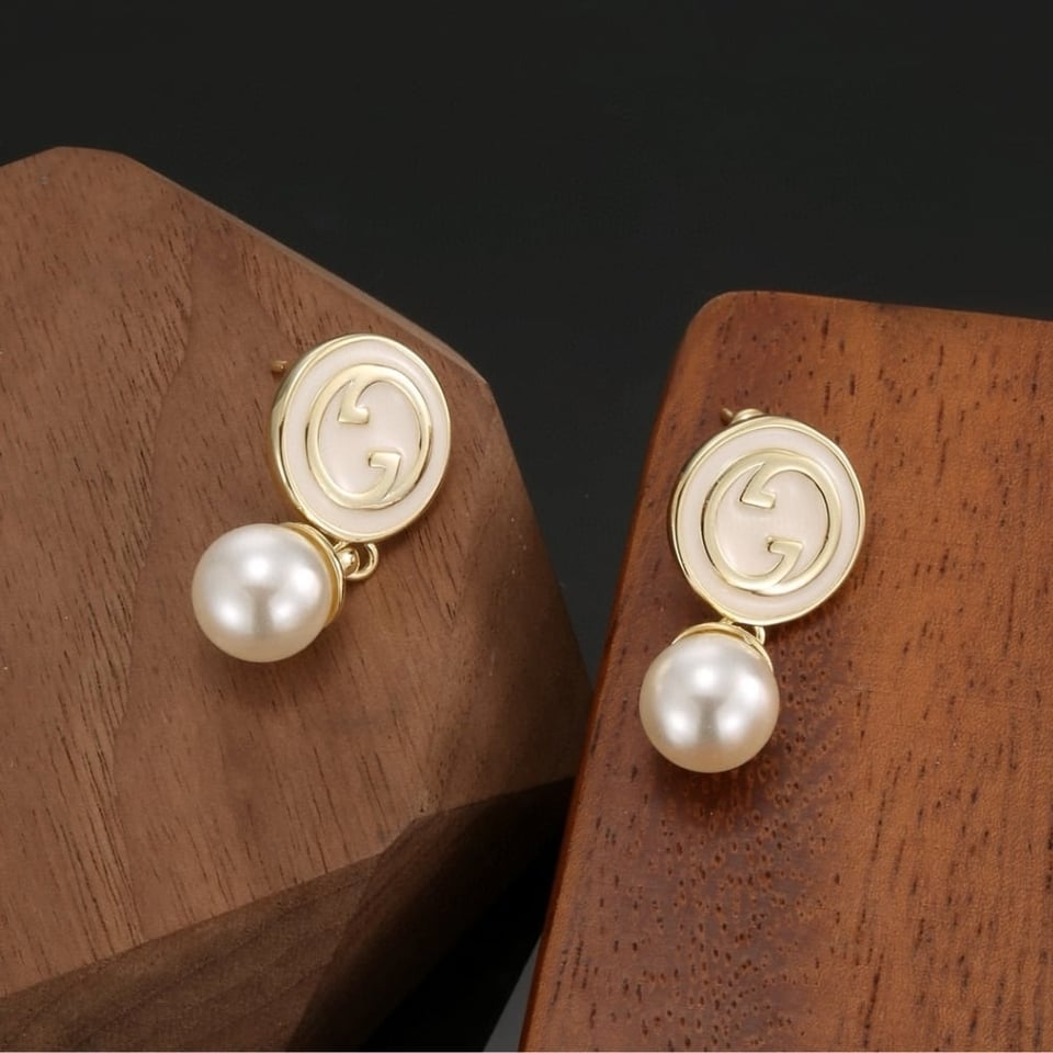 Gucci Blondie Pearl Drop Earrings Gold Tone 774612 I9757 8495 view 4