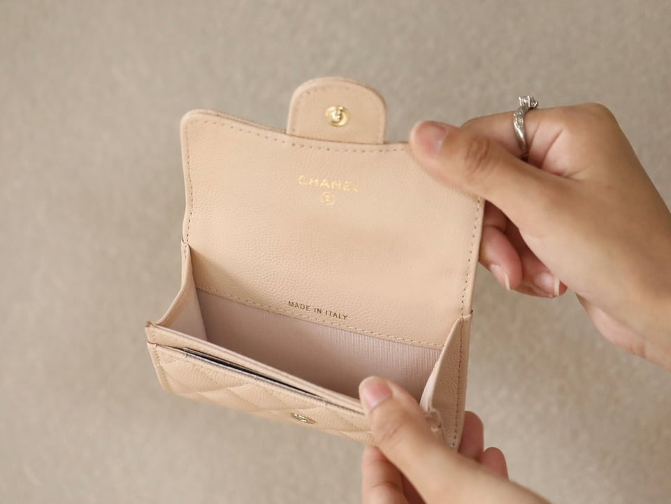 Chanel Flap Card Holder 11.3 Beige Grained Calfskin Gold Icon view 4