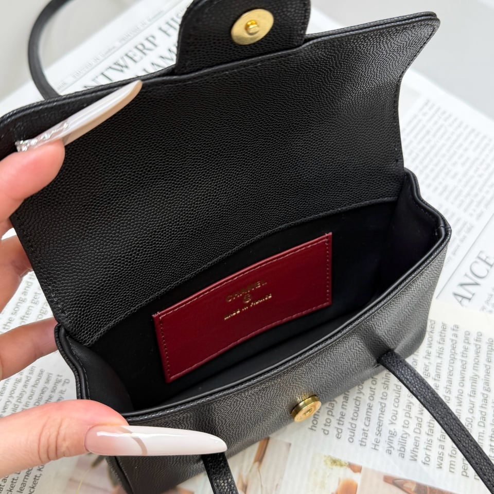 Chanel Clutch Black Bag 17cm/6.7in view 9