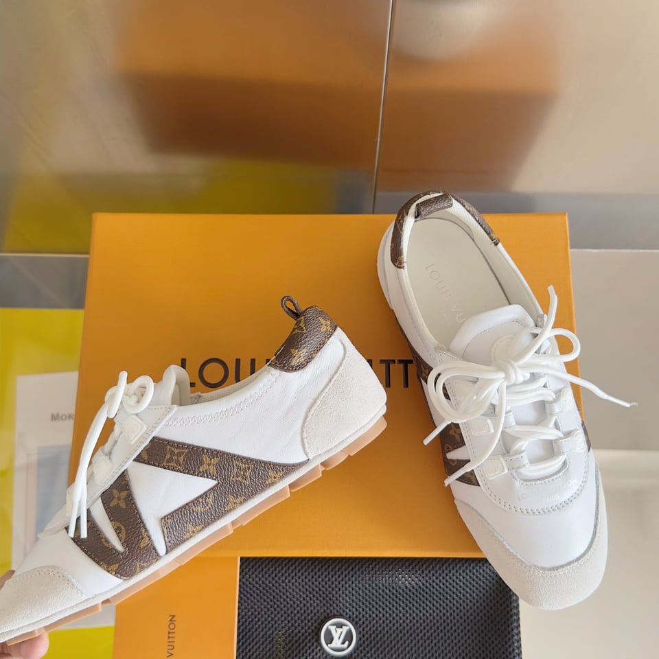 Louis Vuitton Sneakerina Monogram White – Women’s Ballet-Inspired Slim Sneakers view 6