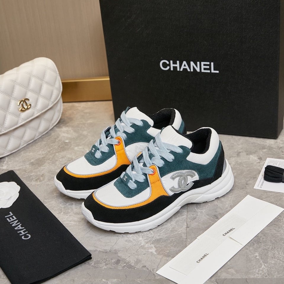 Chanel Wmns Sneaker White Navy G34360 Y53536 C0227 view 9
