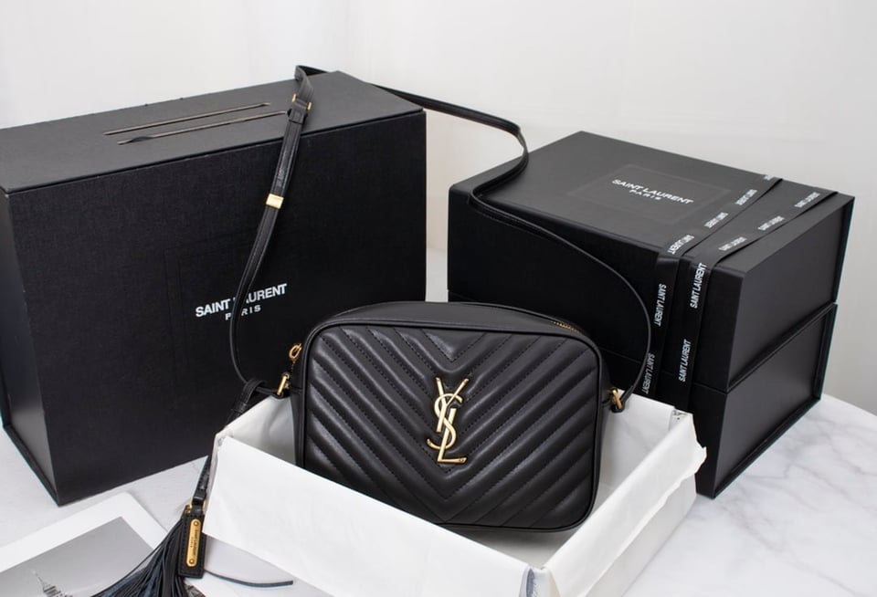 Saint Laurent Lou Camera Bag In Quilted Black Gold Leather 23Cm view 10