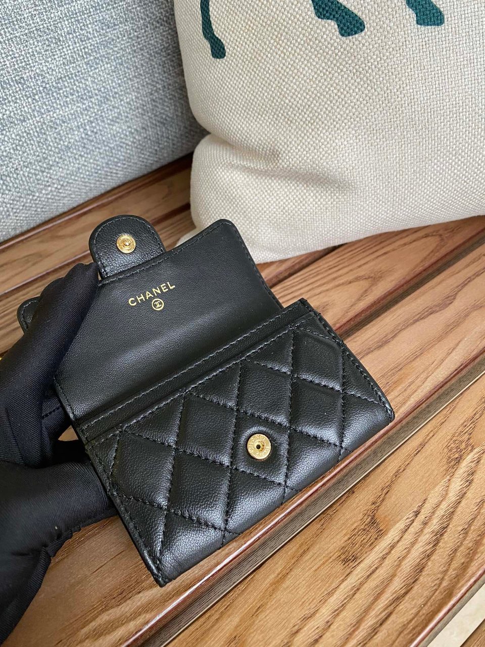Chanel Small Wallet 11Cm Black Lambskin Gold Hardware view 7