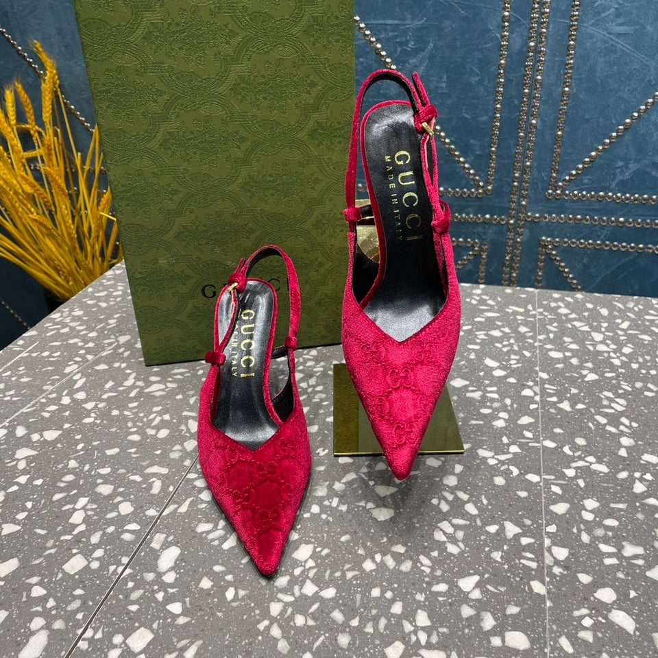 Gucci Women’S Platform Pump Pink Velvet view 5