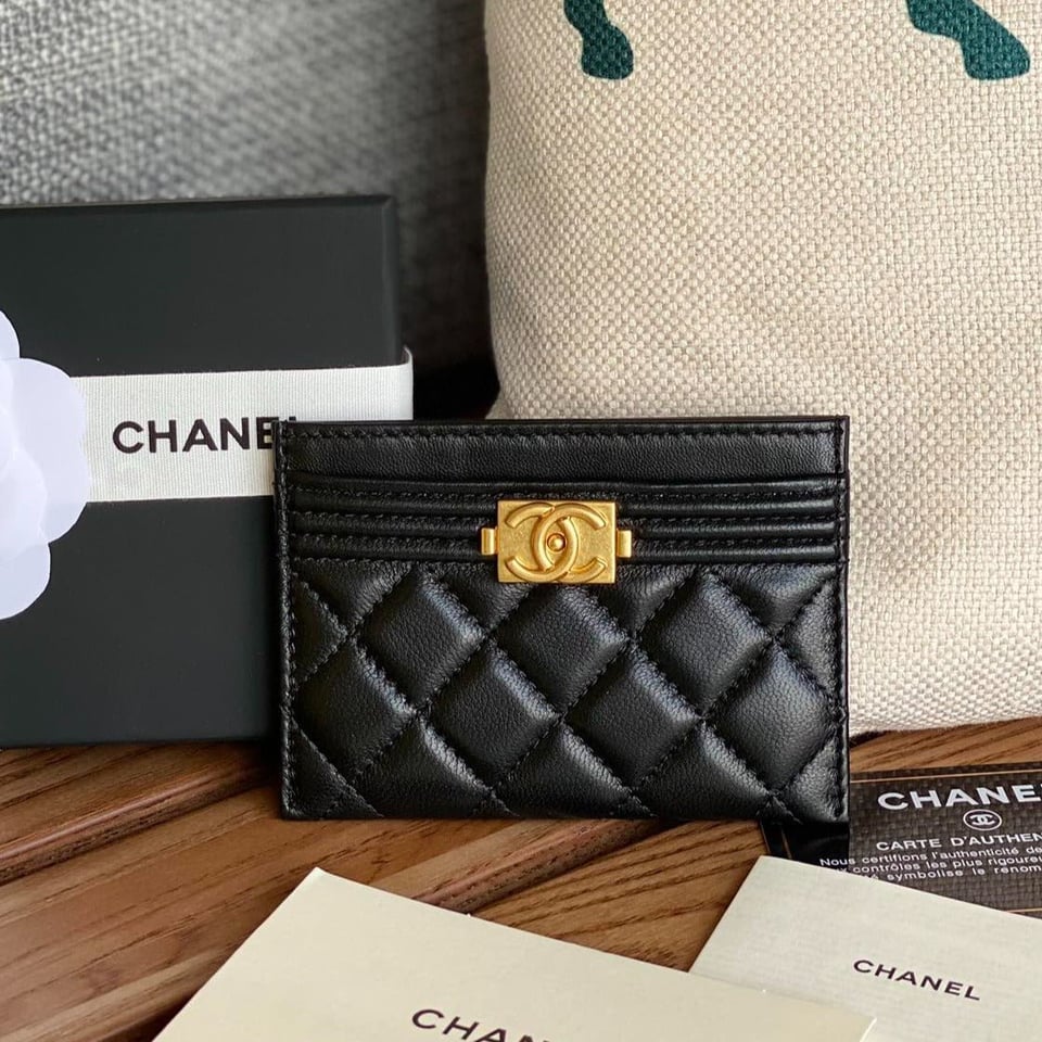 Chanel Boy 11Cm Card Holder Black Lambskin Gold Hardware view 2