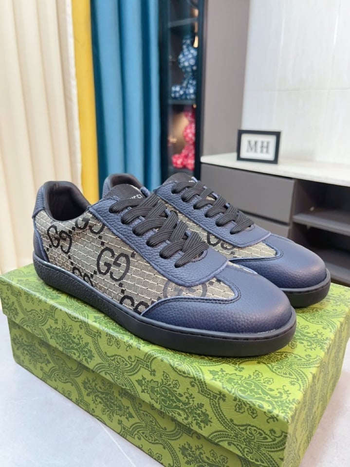 Gucci Gg Canvas And Leather Low Top Sneakers Blue view 8