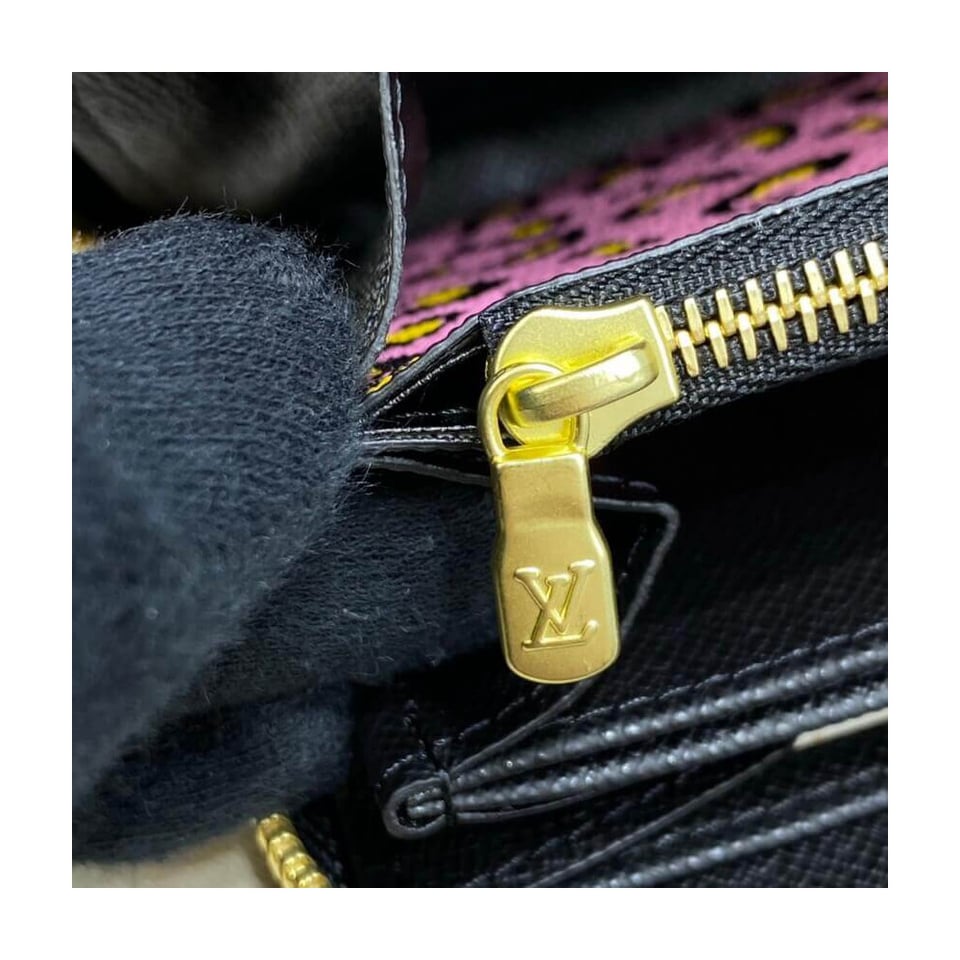 Louis Vuitton Monogram Pattern Zippy Wallet Black view 11