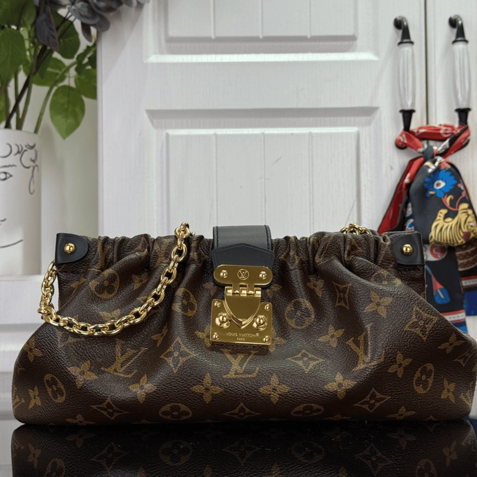 Louis Vuitton Pochette Sling PM Monogram Canvas M27819 30cm/11.8in view 4